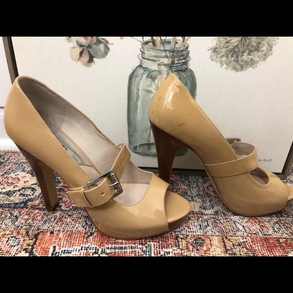 Sexy Michael Kors heels!